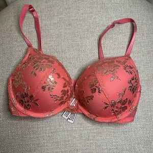 Victoria Secret Bra Size 30 D